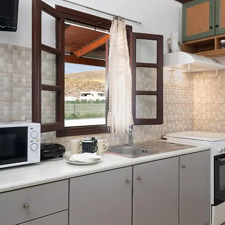 Detached Ηouse In Santorini With Wonderful Views